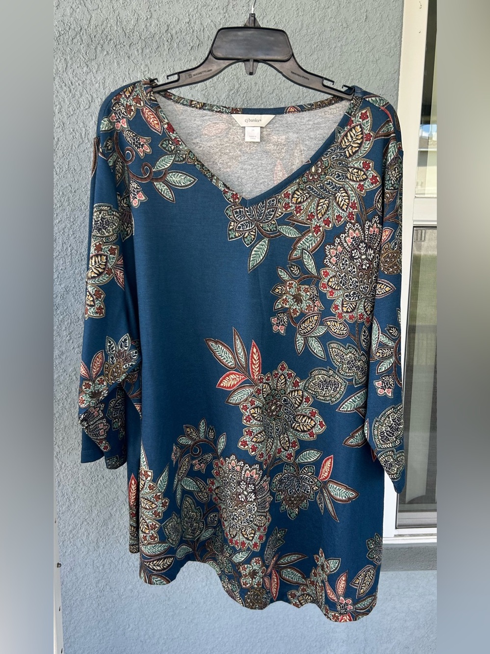 CJ Banks Women’s 3X Floral Paisley V-Neck 3/4 Sleeve Tunic Top Asymmetrical Hem